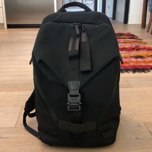 Tumi Tahoe Finch Backpack, Black, Like New